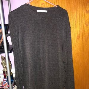Gray long sleeved sweater